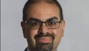 Aaron Baer Receives Esther Tsai Sugg Award