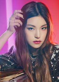 Pin By Nicolexxi On Itzy Itzy Kpop Girls Kpop Girl Groups