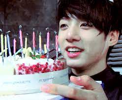 Reakcje Bts Reakcja Bts Na Bts Jungkook Birthday Bts Happy Birthday Bts Birthdays
