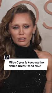 Ella Mafs Looks Like Miley Cyrus