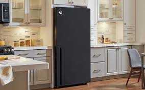 The fridge is a 1:1 scale replica of the xbox series x, standing over 6 feet tall and weighing in at 400 pounds, the company said in today's announcement. Xbox Series X Wenn Ein Meme Realitat Wird Xboxmedia