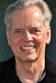 THE TRAVIS TECHNIQUE OF DIRECTING