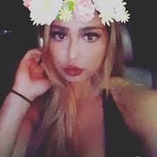 Amelia Hann's Instagram, Twitter & Facebook