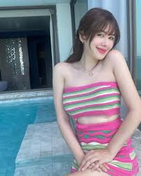 คลิปเด็ดไทย เสน่ห์สาวคาเฟ่ เย็ดกับเสี่ย เพื่อเงิน - หนังโป๊