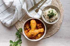 Mafe Au Poulet Gombos Patates Douces Epices En 2020 Repas Gourmand Cuisine Panier Repas
