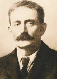 Margaret Considine's Instagram, Twitter & Facebook