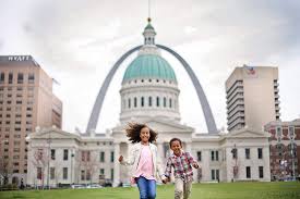 We are sharing 31 days of indoor activities for toddlers, with toddler activities to keep your little one busy and moving even when the weather is yucky! 5 Fun Things To Do In St Louis With Kids