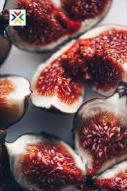 Les Bienfaits De La Figue Ce Fruit De Saison En 2020 Figues Fruits Et Legumes Fruits De Saison