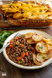 Crispy Potato Topped Meat Pie Minced Beef Hotpot Slimming Eats Pork And Beef Recipe Minced Beef Recipes Mince Recipes Dinner