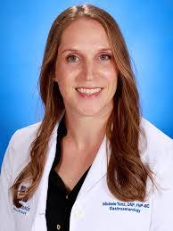 Michele Hecht's Instagram, Twitter & Facebook