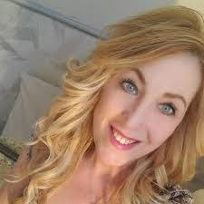 Tracey Bowden's Instagram, Twitter & Facebook