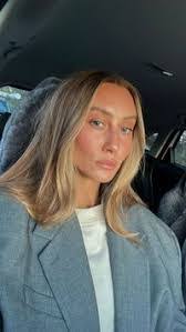 Hailey Wyman's Instagram, Twitter & Facebook