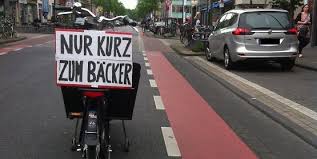 Koln Fahrrad Parkt Autos Zu Nur Kurz Brotchen Holen Kolner Landet Coup Im Netz Kolner Stadt Anzeiger