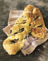 Fougasses Olives Et Lard Fougasse Fougasse Aux Olives Recettes De Cuisine
