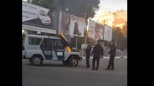 Стихийное кладбище, дожди и отмена маршруток Voronezh V Voronezhe Snyali Na Video Goryashuyu Policejskuyu Mashinu Bezformata