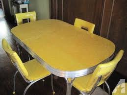 350 Obo 1950 S Tru Chrome Vintage Chrome Formica Yellow Dinnette Set Retro Kitchen Tables Yellow Kitchen Tables Retro Dining Table