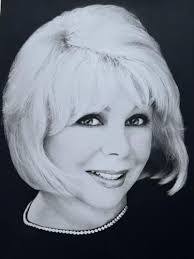 Debbie Loftis's Instagram, Twitter & Facebook