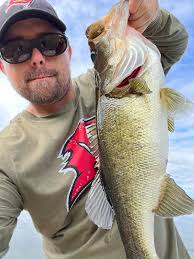 Shallow water fishing success with bonehead lures