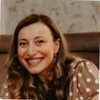 Ana Hardy's Instagram, Twitter & Facebook