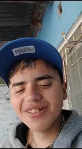 Vibrante Arte Urbano y Frases Creativas