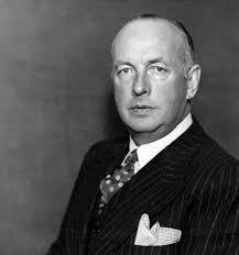 Victor Karl's Instagram, Twitter & Facebook