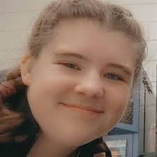 Mariah Carlin's Instagram, Twitter & Facebook