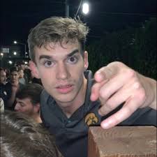 Chloe Dreyer (@ChloeDreyer)