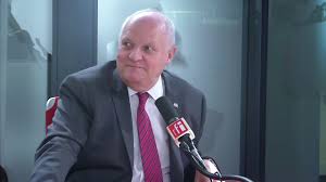 ¿quién financia al estado islámico? Francois Asselineau Il Y A Une Vie Apres L Union Europeenne Youtube