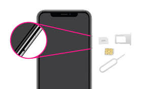 The nano sim card slot on iphone 6 and iphone 6 plus is located on the right side of the phone. My Iphone Won T Recognise My Sim Card How To Fix Ismash