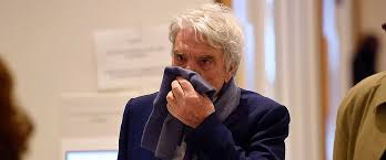 Parmi différentes propositions, bernard tapie propose la création d'un nouveau système d'orientation des jeunes, via la création de cellules. Qui Sont Les Enfants De Bernard Tapie Sophie Stephane Nathalie Et Lawrence