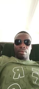 Opening wide . Bcz I'm a good patient who listens to dr. Zayne (-^〇^-)