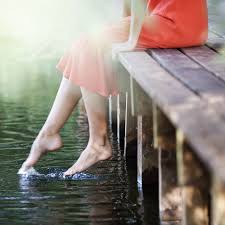 Click here to read all about cancer woman personality traits, love life, relationships a woman belonging to the cancer horoscope gives off those motherly vibes. Venus In Cancer Love Signs And Traits