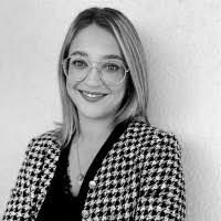 Anne Kohlmeier's Instagram, Twitter & Facebook