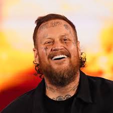 Lorraine Kelly inundated with support following astounding transformation