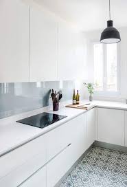 Adc L Atelier D A Cote Projet Avant Apres Une Grande Maison En Meuliere Entierement Repensee Et Mode Cuisine Moderne Deco Cuisine Moderne Placard Cuisine