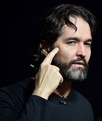O objetivo do movimento é uma ação. Mauricio De Maio Wikipedia