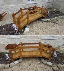 This Is Simply One Of The Beautiful Pieces Of The Designing Ideas For Your Garden Locations In This Pallet Proje Wooden Pallets Pallet Diy Diy Pallet Projects