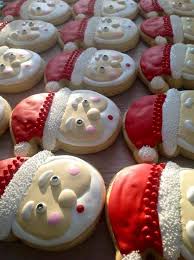 Shabbat Shalom 😊 I am excited to share my Black and White Cookie recipe  here. This time, I frosted a few for the holidays. My family is having a  Hanukkah Harry party