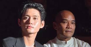 Đình Khang 'Mưa đỏ' lo lắng cho cha mẹ đang kẹt trong mưa lũ miền Trung