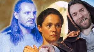 Qui Gon reacts to the Leia chase scene