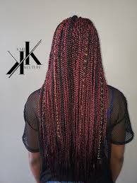Black And Burgundy Knotless Box Braids Red Burgundy Box Braids With Natural Hair Gold Accessories Karikulture Ig Karikulture Burgundy Box Braids Box Braid Hair Box Braids