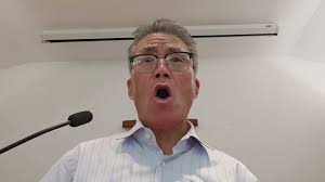 메마른 땅을 종일 걸어가도