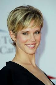 17 best ideas about modele coiffure courte femme on pinterest … Epingle Sur Coiffures