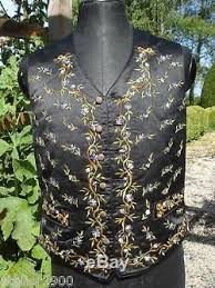 Gilet D Homme Ancien En Soie Brodee Antique Gents Embroidered Waistcoat