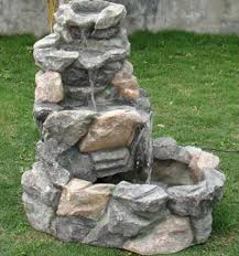 Varios modelos, vienen con iluminación incorporada, lo que les da una imagen sorprendente. Instalar Una Fuente De Agua Decorativa En El Jardin Modelos