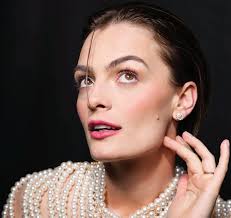 The Idle Class: 2022 Visual Art Issue by The Idle Class