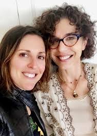 Mara Rubin's Instagram, Twitter & Facebook