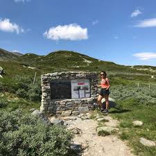 Encuentra y reserva alojamientos únicos en airbnb. Gaustatoppen Is The Highest Mountain In The County Telemark In Norway Who Lies In The Municipality Tinn And Hjartdal Th Downhill Skiing Norway Nature Eidfjord