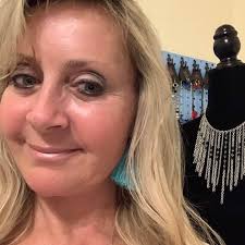 Tracy Brindle's Instagram, Twitter & Facebook