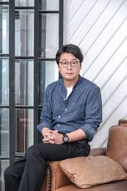 끝없는 내전, 기아, 테러로 얼룩져 여행금지국가로 지정된 소말리아의 1991년 상황과 고립된 이들의 필사적인 생존과 탈출을 담아냈다. Uz8g3ixfdsk39m